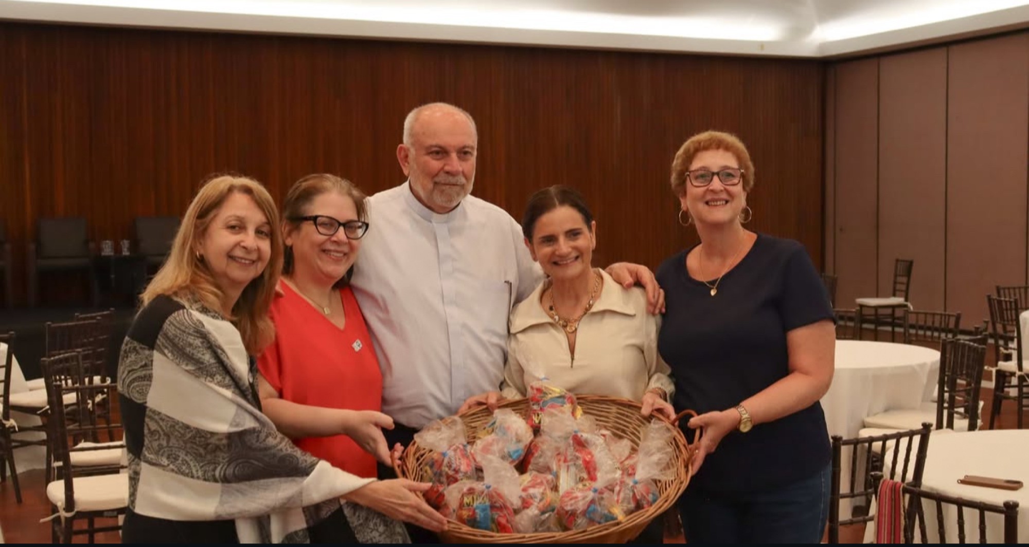 CIP realiza evento interreligioso para celebrar o 60º aniversário da Declaração Nostra Aetate CIP realiza evento interreligioso para celebrar o 60º aniversário da Declaração Nostra Aetate - Fundada em 1948, a CONIB – Confederação Israelita do Brasil é o órgão de representação e coordenação política da comunidade judaica brasileira.
