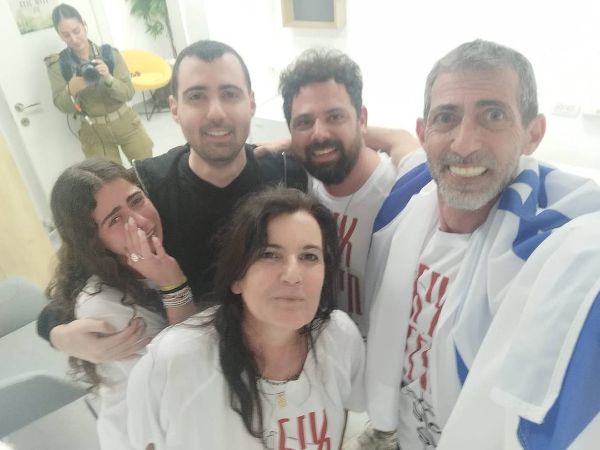 Reféns retornam a Israel após 738 dias mantidos em cativeiro pelo Hamas na Faixa de Gaza Reféns retornam a Israel após 738 dias mantidos em cativeiro pelo Hamas na Faixa de Gaza - Fundada em 1948, a CONIB – Confederação Israelita do Brasil é o órgão de representação e coordenação política da comunidade judaica brasileira.