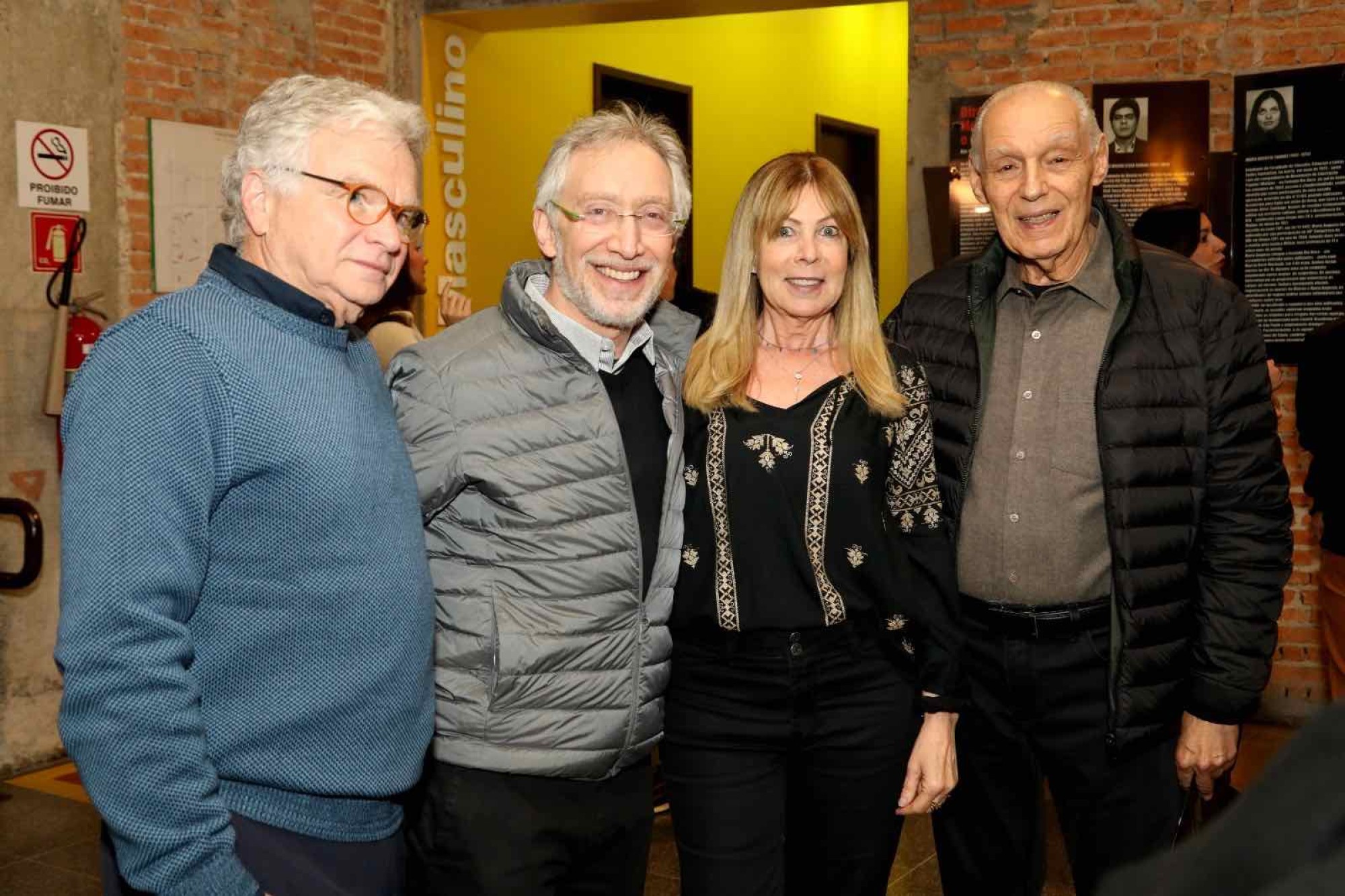 Dan Stulbach emociona plateia em espetáculo beneficente “O Mercador de Veneza” em prol da CIP Dan Stulbach emociona plateia em espetáculo beneficente “O Mercador de Veneza” em prol da CIP - Fundada em 1948, a CONIB – Confederação Israelita do Brasil é o órgão de representação e coordenação política da comunidade judaica brasileira.