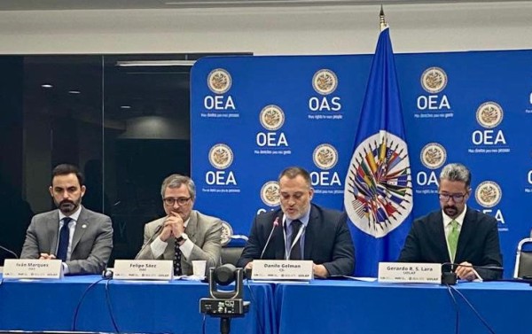 Mundo - Fundada em 1948, a CONIB – Confederação Israelita do Brasil é o órgão de representação e coordenação política da comunidade judaica brasileira. 