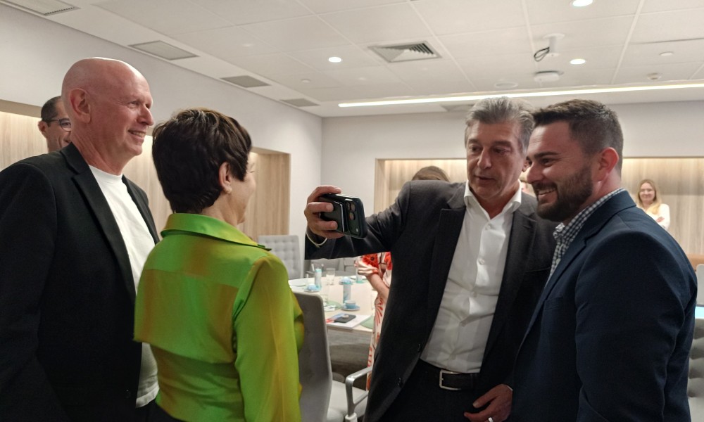 Notícias - Fundada em 1948, a CONIB – Confederação Israelita do Brasil é o órgão de representação e coordenação política da comunidade judaica brasileira. 