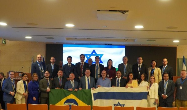 News-Em Pauta - Fundada em 1948, a CONIB – Confederação Israelita do Brasil é o órgão de representação e coordenação política da comunidade judaica brasileira. 