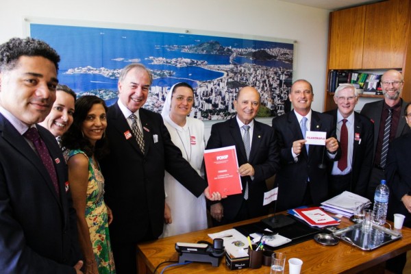 Brasil - Fundada em 1948, a CONIB – Confederação Israelita do Brasil é o órgão de representação e coordenação política da comunidade judaica brasileira. 